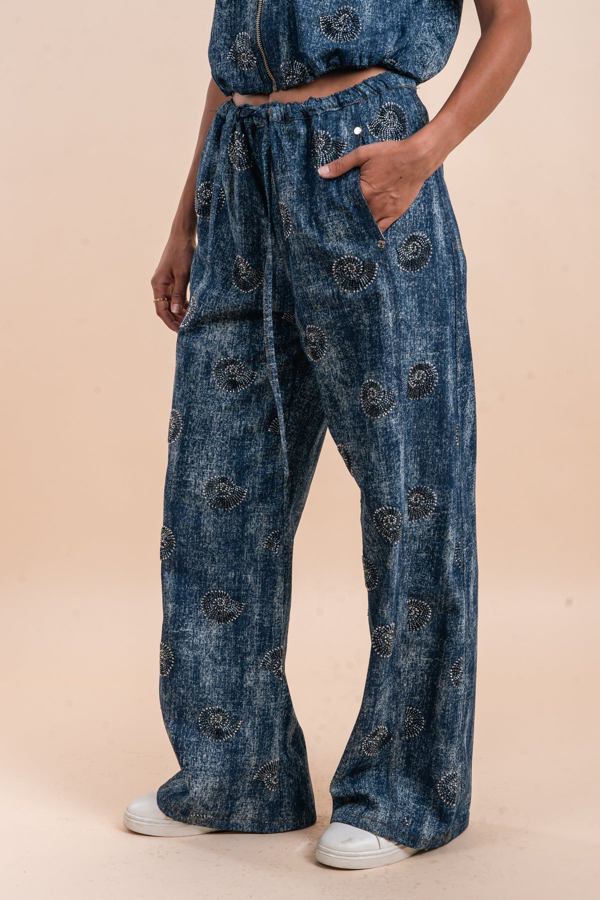 Embellishment shells , Easy-Wear Dark Denims