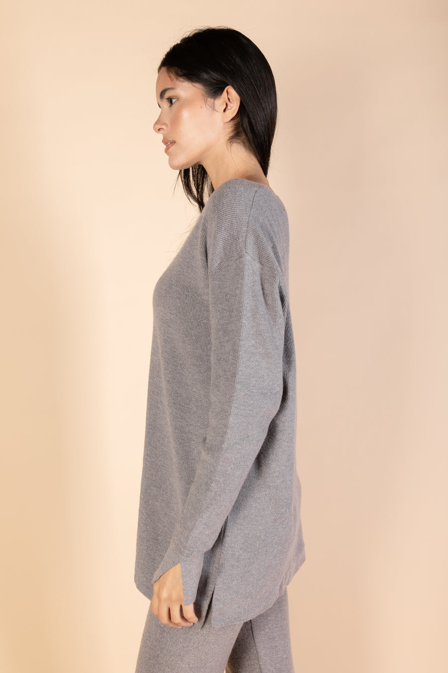 Grey V-Neck Knit Pullover