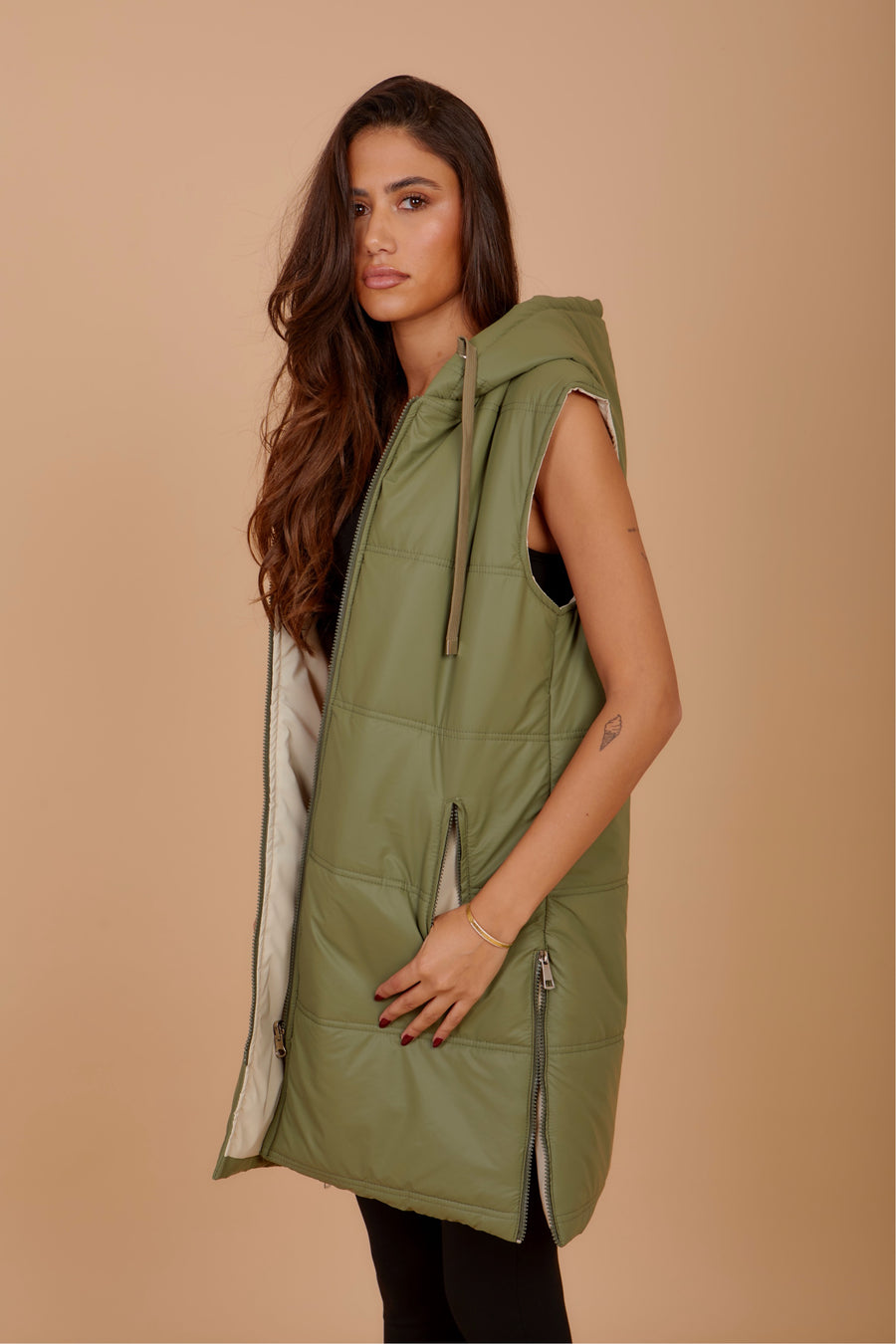 ( Restocking ) Long on the Go double face puffer Vest - Olive