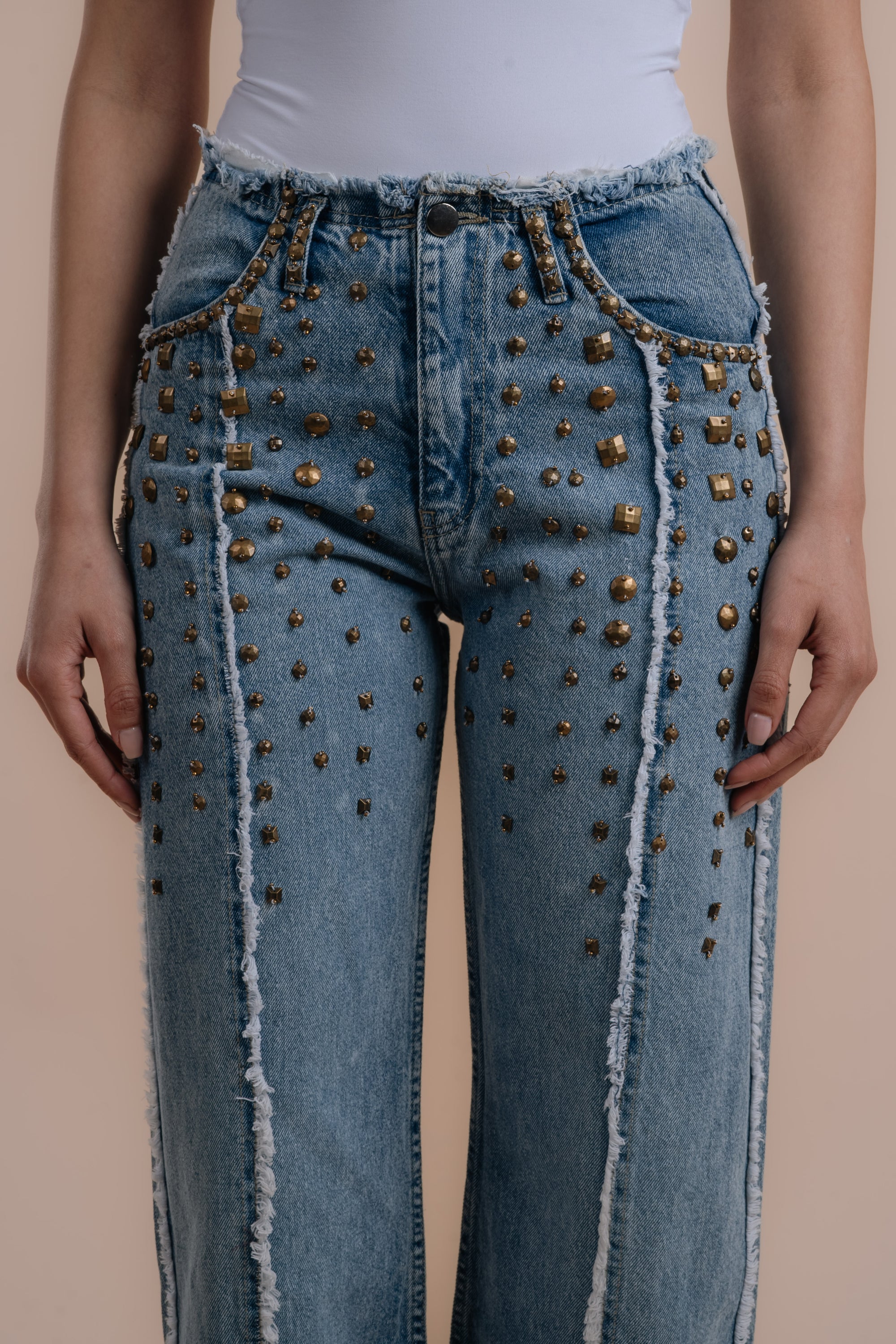 Boyfriend Jeans gold embelishments