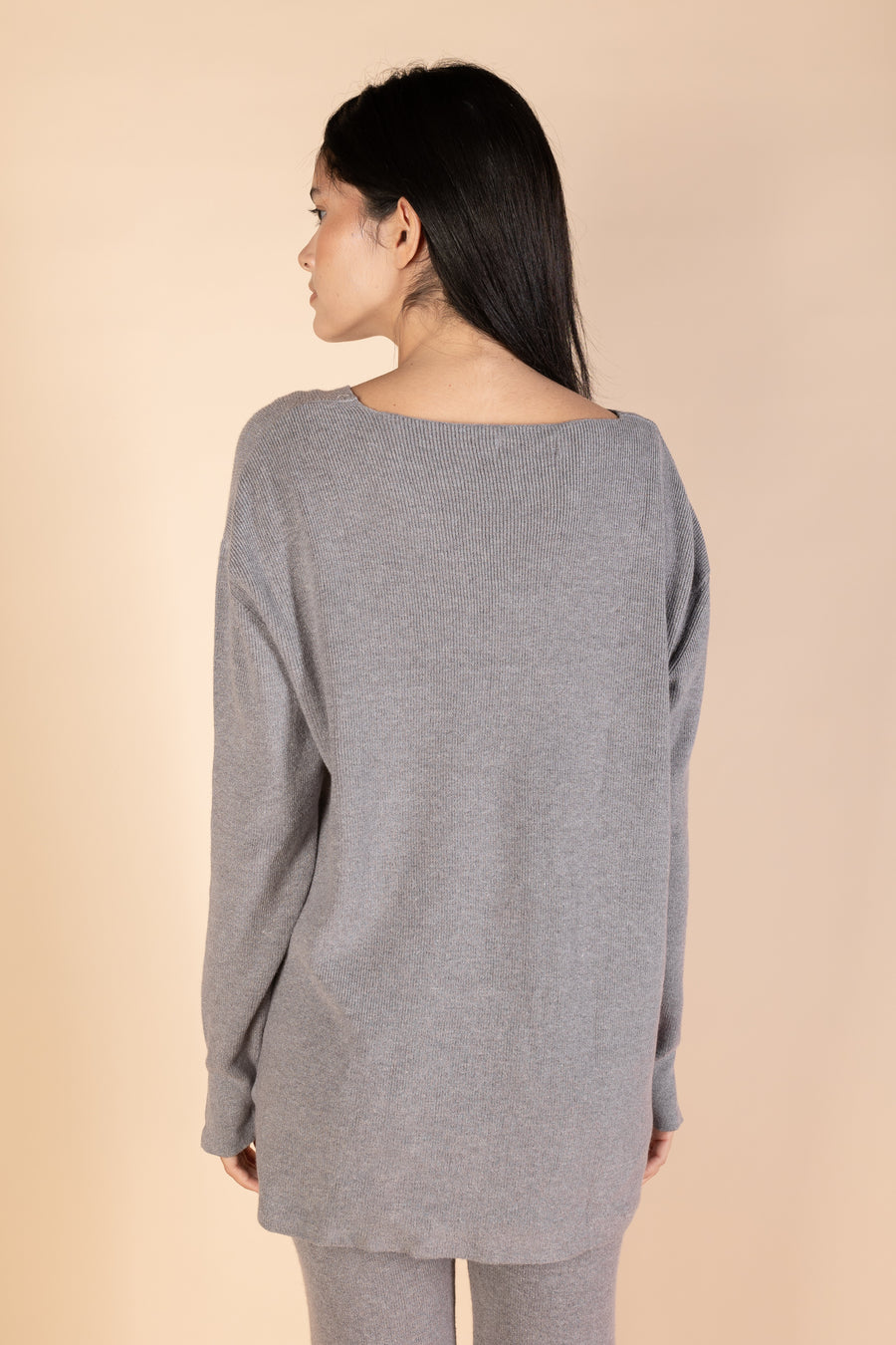 Grey V-Neck Knit Pullover