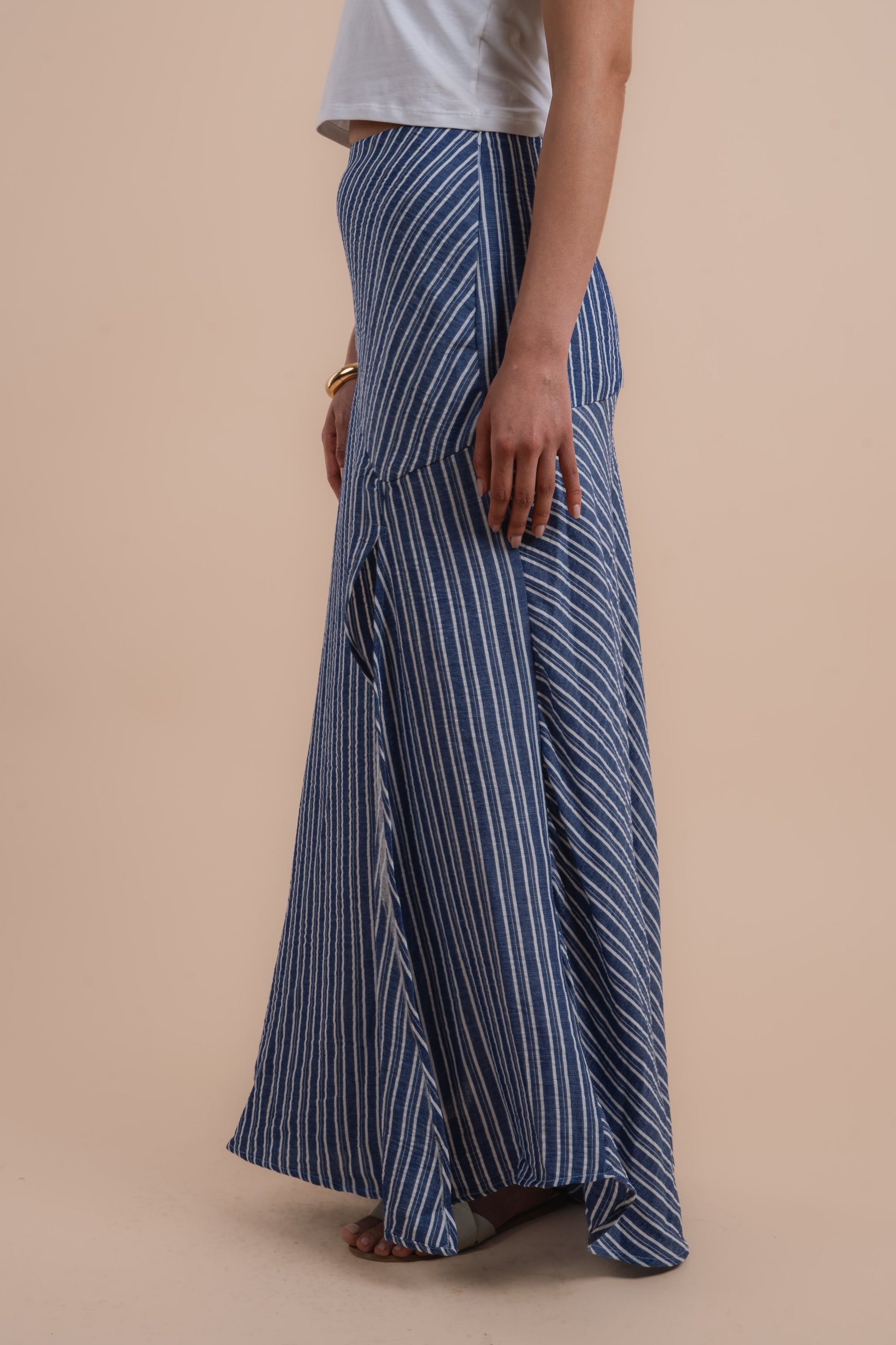 Blue stripes asymmetrical skirt