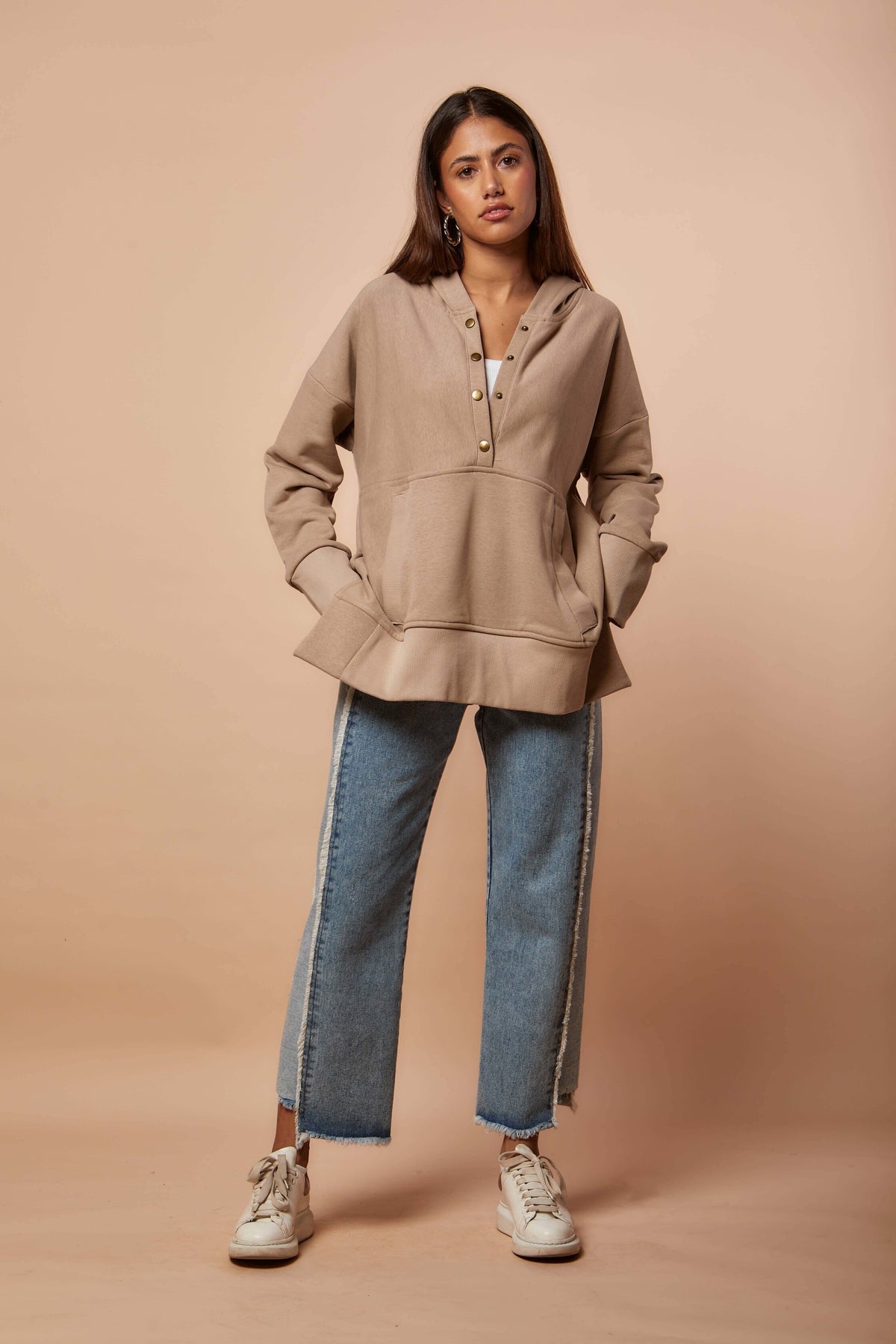 Beige Snap buttons sweat shirt