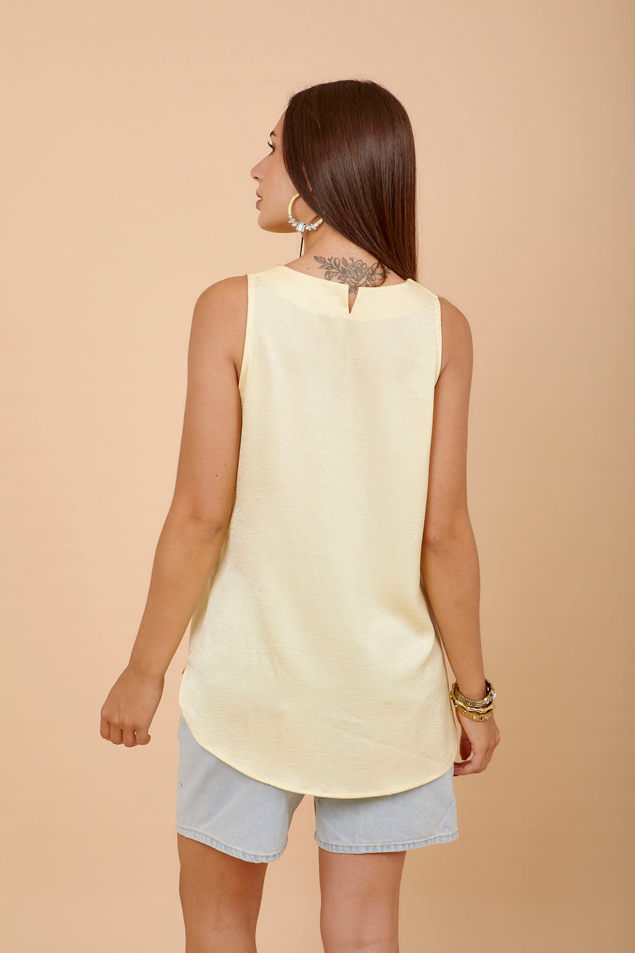 Light yellow airflow Sleeveless top