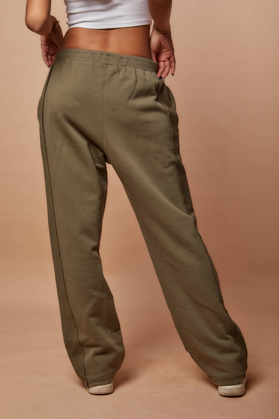 Olive Loose fit sweatpants