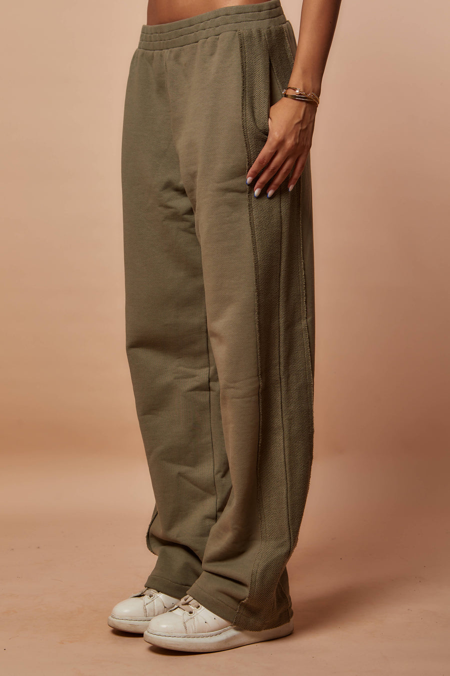 Olive Loose fit sweatpants