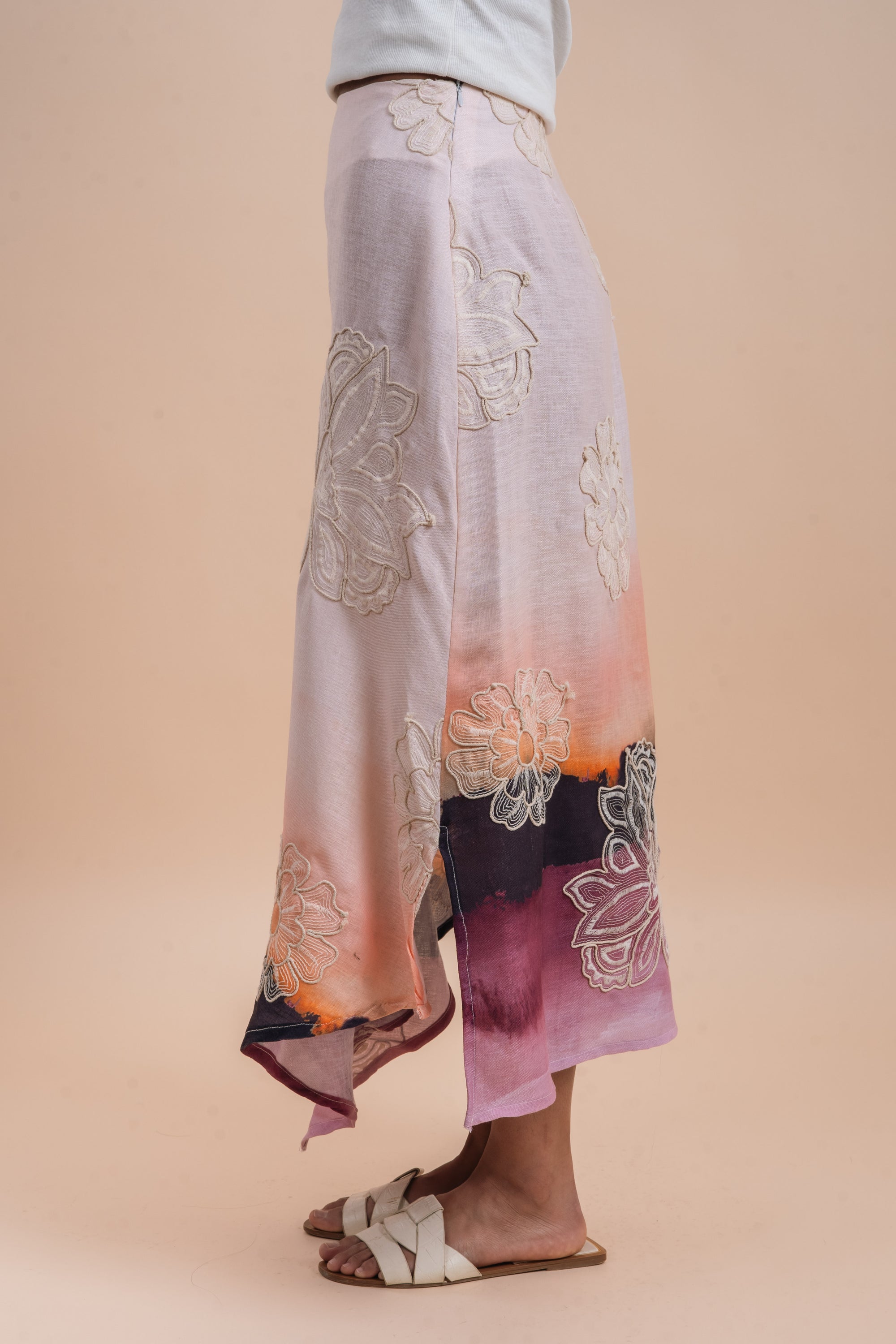 Grading peach/plum skirt embro