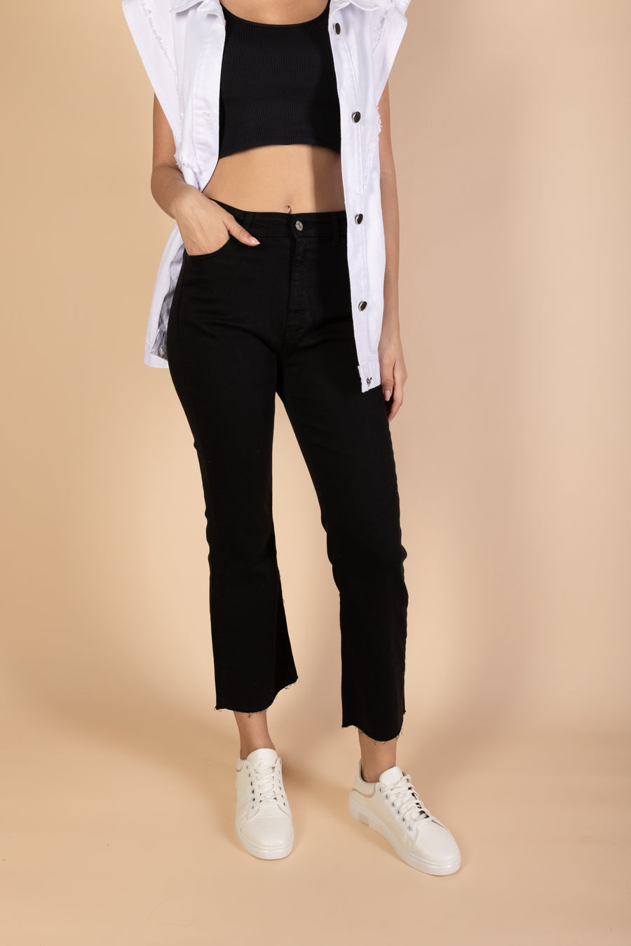 Ankle Length - Flare Jeans - Black