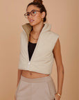 Short double face puffer Vest - Beige