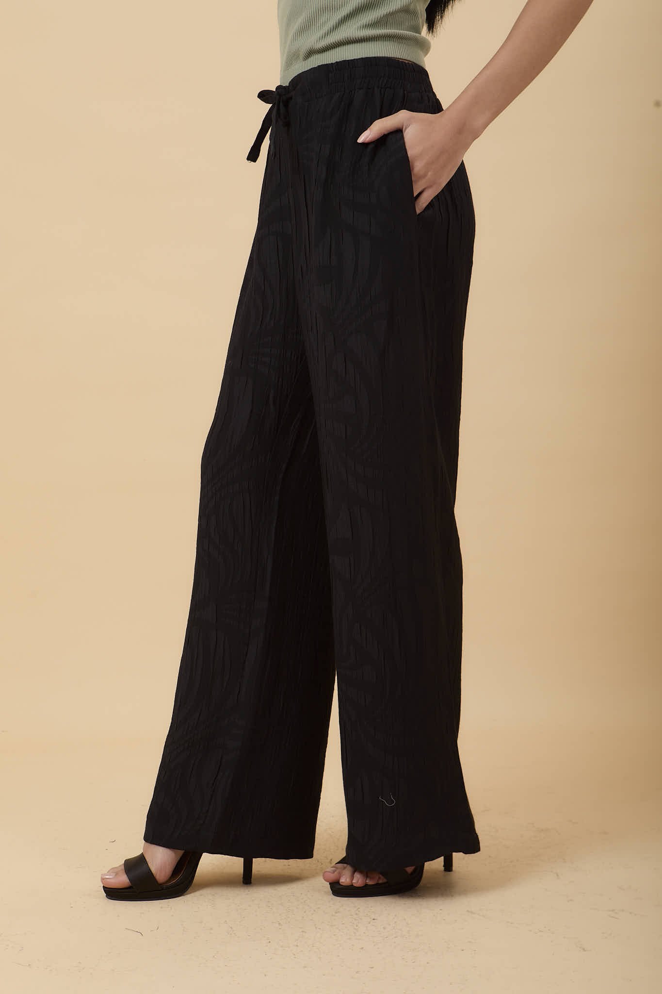 Black Napoli pants - nahlaelalfydesigns