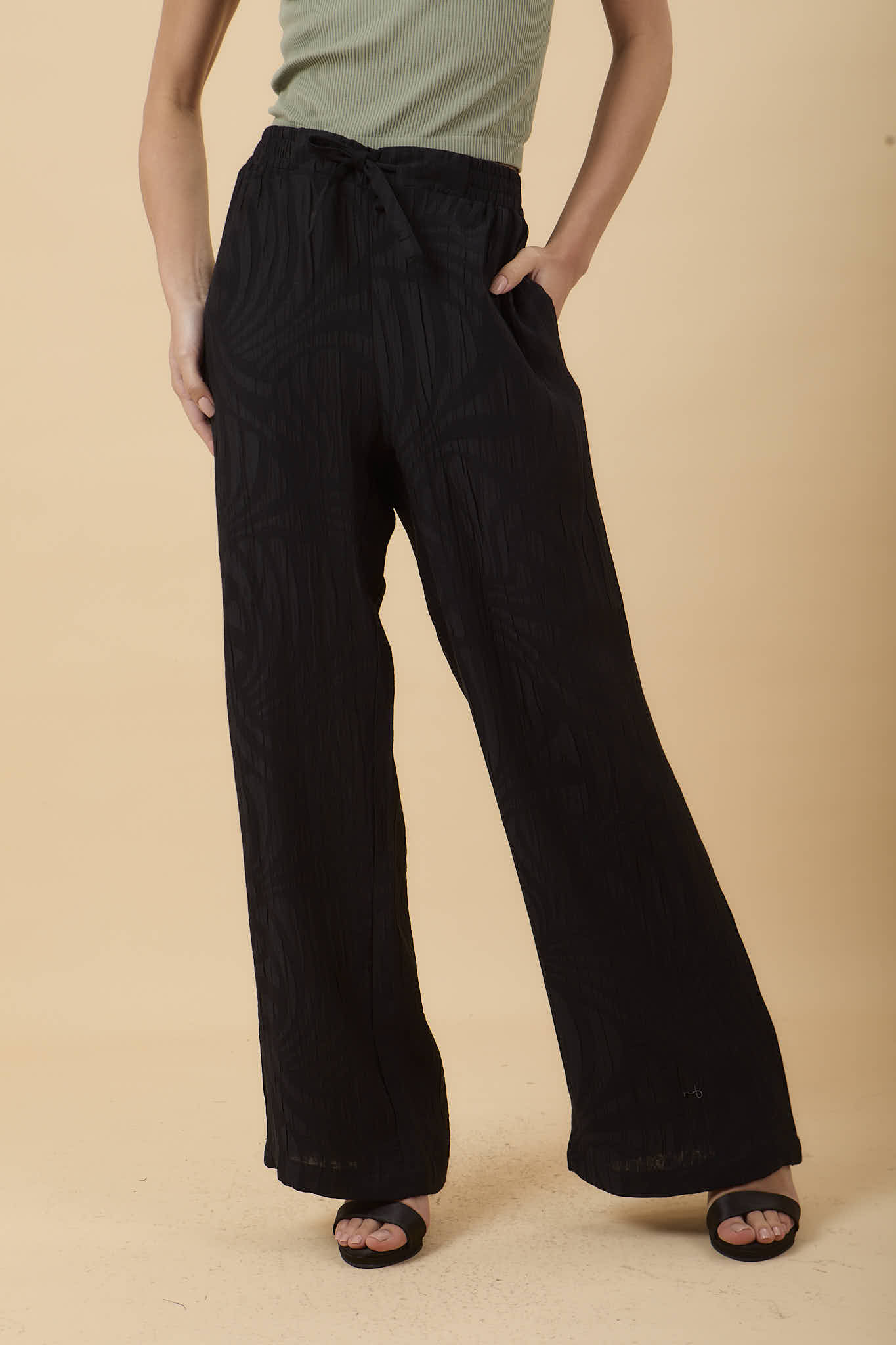 Black Napoli pants - nahlaelalfydesigns