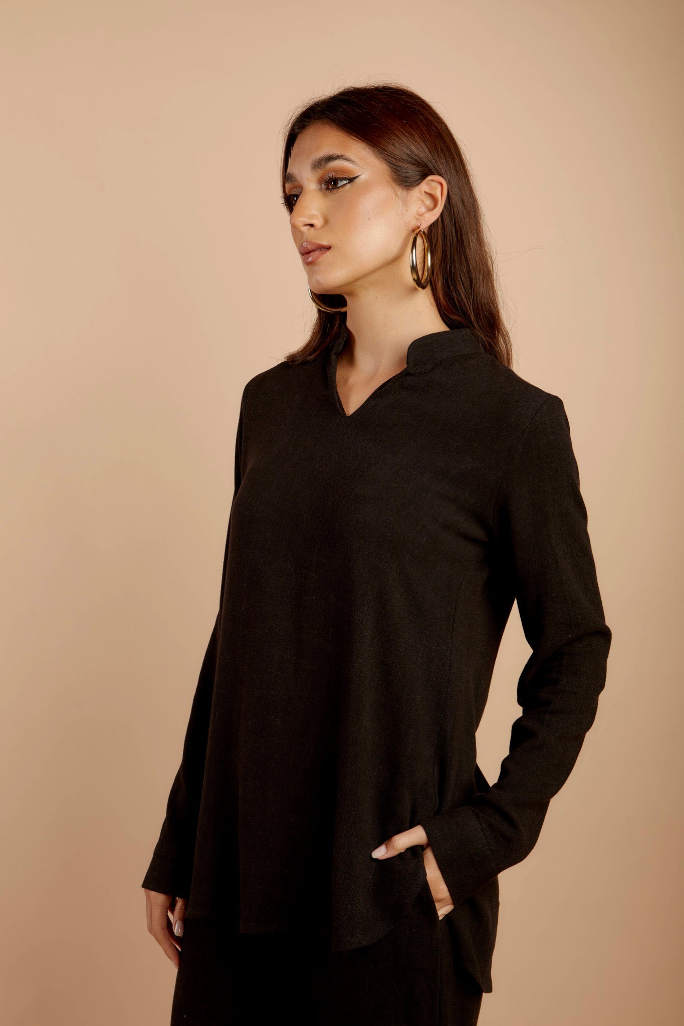 Black Soft Linen Top - nahlaelalfydesigns