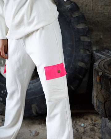 Off-White cargo pants - nahlaelalfydesigns