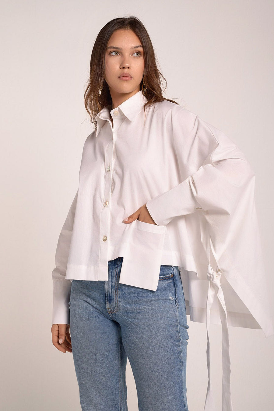 Off-White side knotted shirt - nahlaelalfydesigns