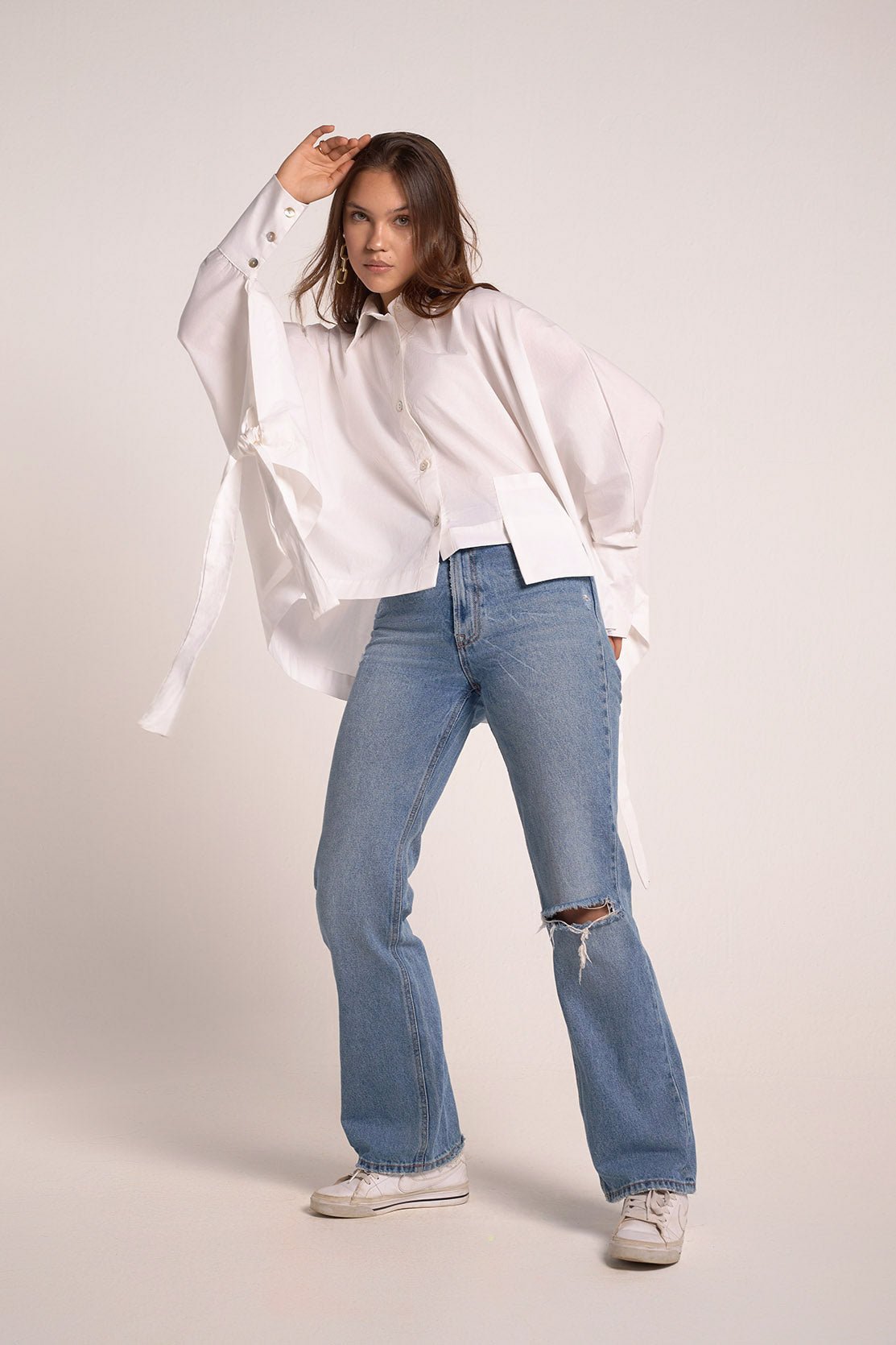 Off-White side knotted shirt - nahlaelalfydesigns