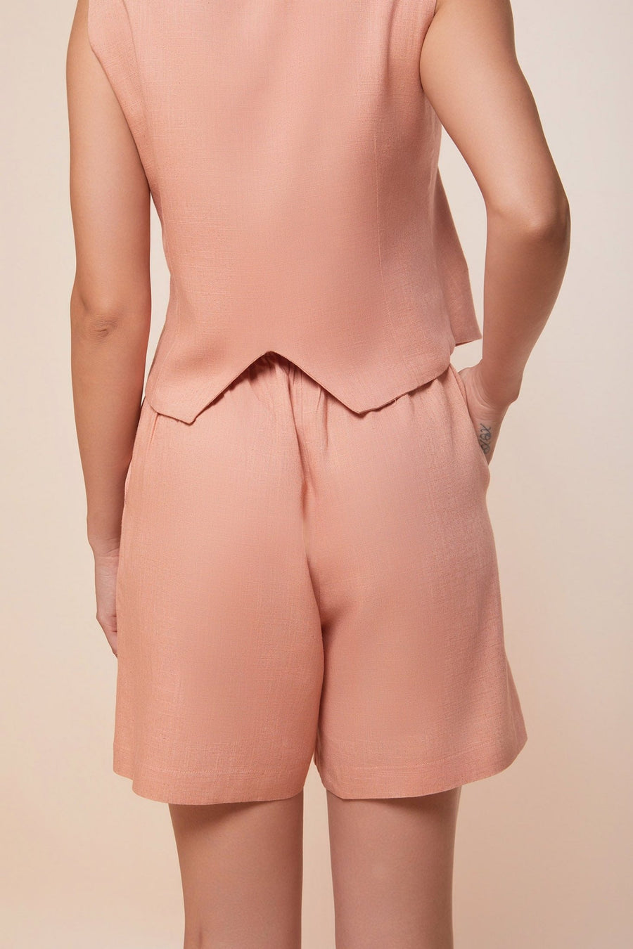 peach shorts - nahlaelalfydesigns