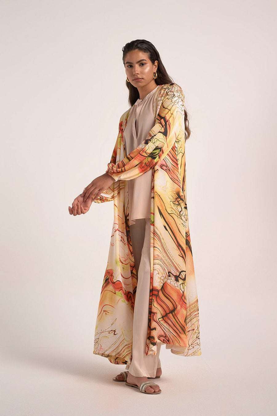 Satin offwhite/orange print kimono - nahlaelalfydesigns